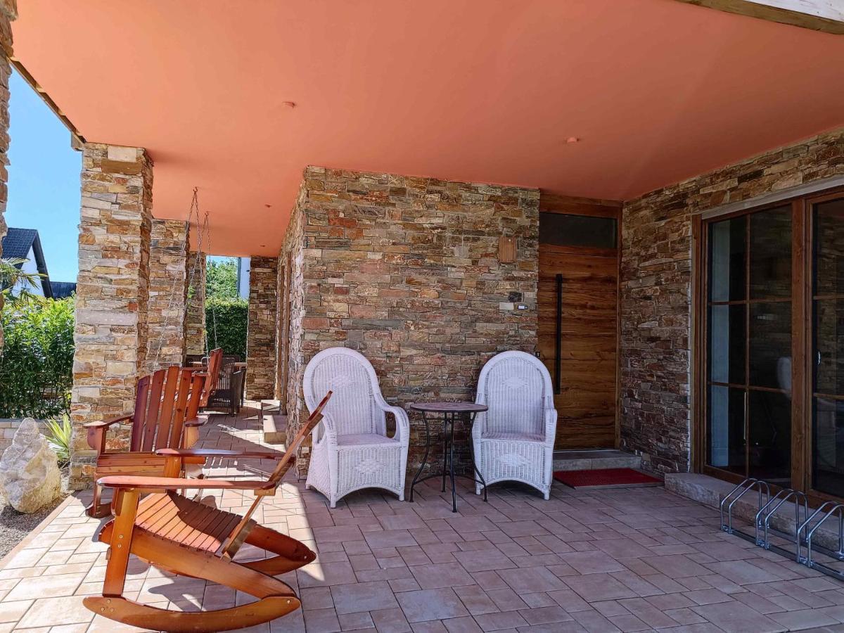 Ferienwohnung Chalet Seenähe Schalkenmehren Exterior foto